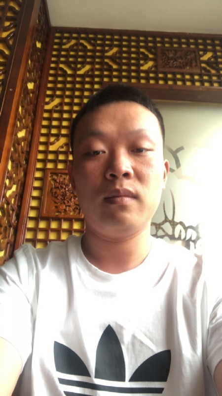 唐子龙的第二张照片--湘潭残疾人相亲网